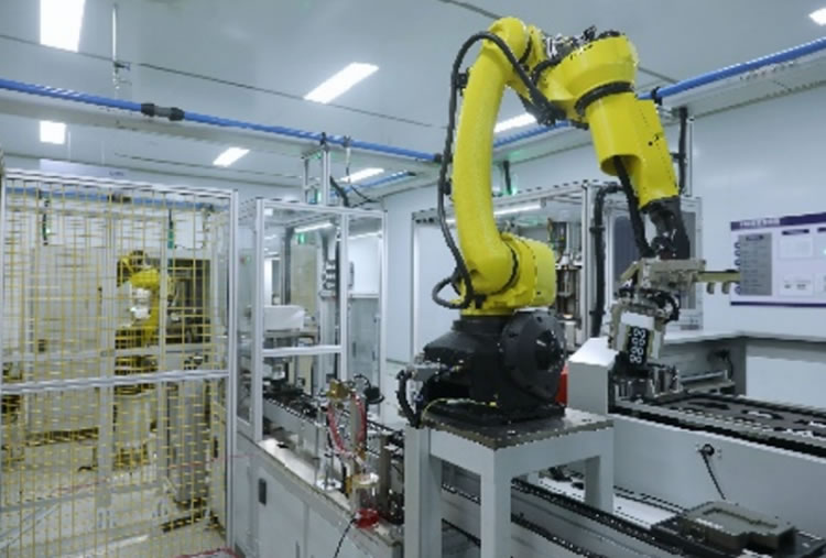 Fully automated wire-controlled chassis production line